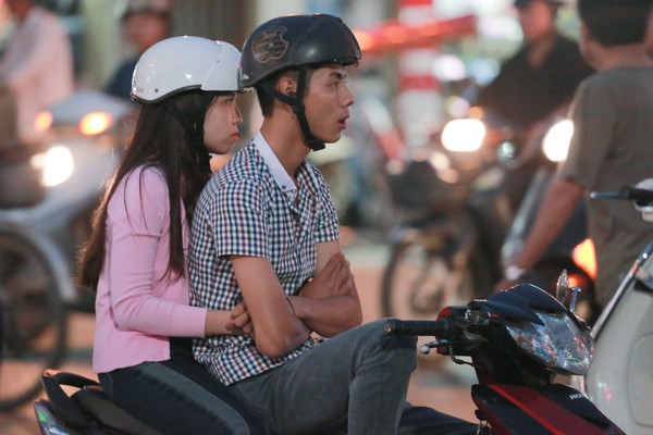Chùm ảnh: Thích thú khi Hà Nội trải qua đủ 4 mùa trong một ngày 9 Chùm ảnh: Thích thú khi Hà Nội trải qua đủ 4 mùa trong một ngày 9