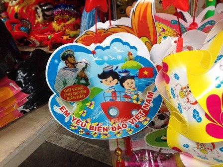 Hàng nội chiếm ưu thế thị trường đồ chơi Trung thu năm nay.