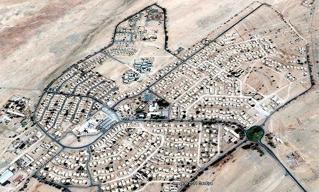 Sơ đồ các nhà máy hoạt động bằng than đá chưng cất uranium ở Arandis.