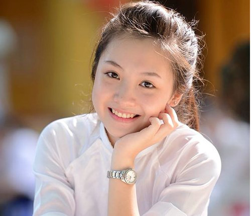 Bạn gái có cân nặng hợp lý luôn có nét mặt tươi trẻ nụ cười tỏa nắng Bạn gái có cân nặng hợp lý luôn có nét mặt tươi trẻ nụ cười tỏa nắng