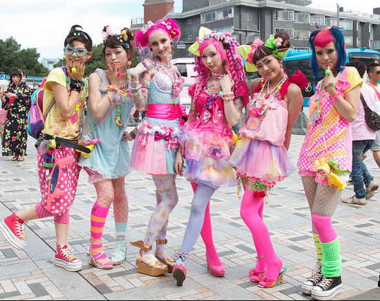 Thời trang Harajuku trở thành trào lưu của giới trẻ.