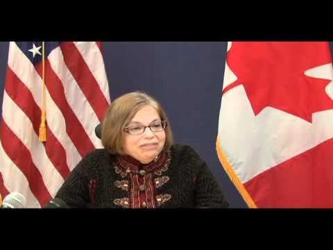 Bà Judith Heumann tại một buổi nói chuyện ở Canada nhân ngày Người Khuyết tật quốc tế.