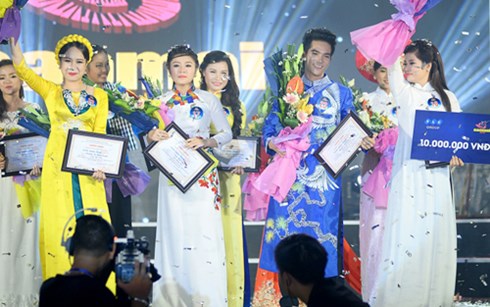 cạnh tranh khốc liệt trong đêm chung kết sao mai dòng nhạc dân gian hình 0 canh tranh khoc liet trong dem chung ket sao mai dong nhac dan gian hinh 0