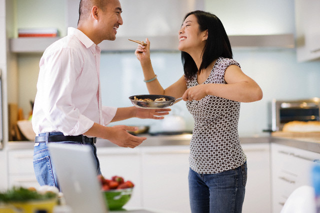 Chồng thay đổi sau đám cưới. Chồng thay đổi sau đám cưới.