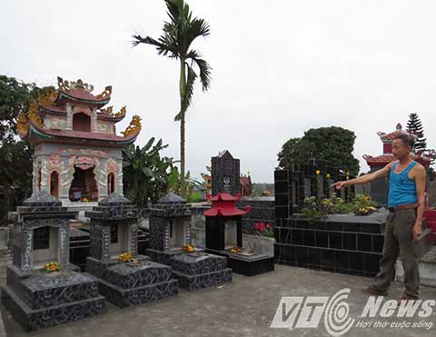 Hàng trăm ngôi mộ bị phá hoại trong một đêm ở Hải Phòng