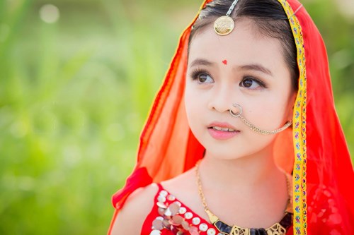 Ngắm cô dâu 8 tuổi phiên bản Việt xinh mê hồn