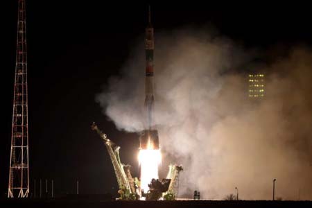 Phi thuyền Soyuz rời bệ phóng tại trung tâm vũ trụ