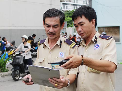 Chưa có loại thuốc nào chữa trị triệt để tình trạng tóc bạc sớmẢnh: Hoàng Triều