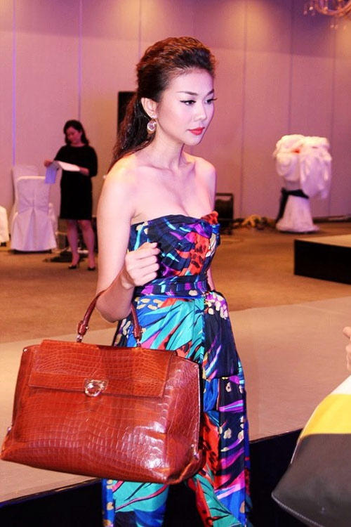 Thu Minh, Mai Phương Thúy, Ngọc Trinh, Thanh Hằng Thu Minh, Mai Phương Thúy, Ngọc Trinh, Thanh Hằng