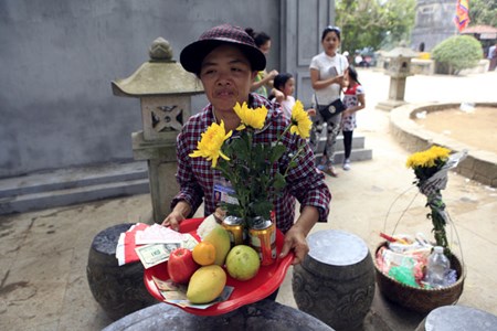 Le hoi Den Hung: Chang luoi B40 de chong di tat