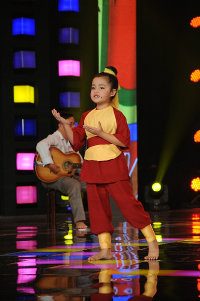 ve-dang-yeu-cua-thi-sinh-nhi-hut-hon-giam-khao-cm-ly-7