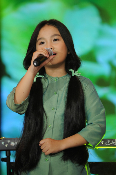 ve-dang-yeu-cua-thi-sinh-nhi-hut-hon-giam-khao-cm-ly-5