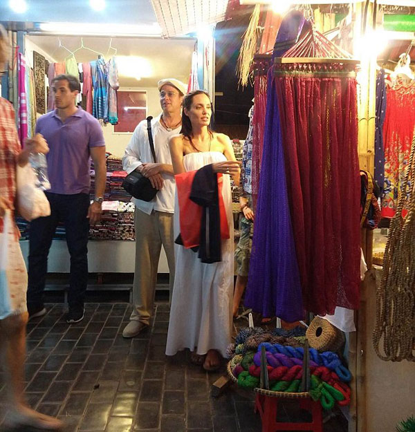 vo-chong-jolie-bi-mat-di-nghi-ha-noi-va-ha-long-1
