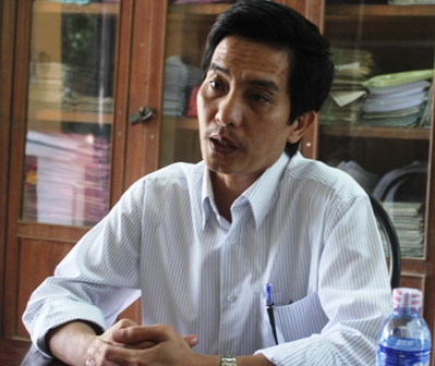 Thầy Phan Thanh Nguyên, Hiệu trưởng nhà trường đã tự nhận hình thức kỷ luật là từ chức.