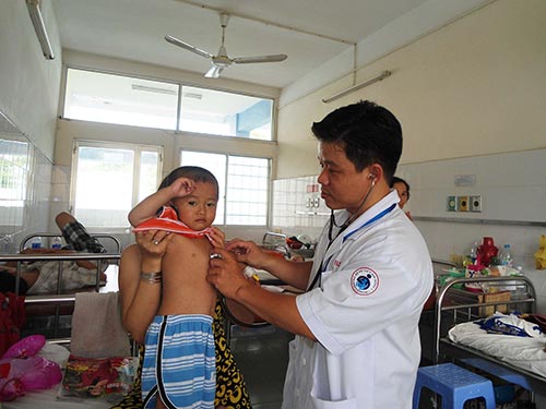 Khám cho bệnh nhi tại Bệnh viện Nhi Đồng 1 (TP HCM) Khám cho bệnh nhi tại Bệnh viện Nhi Đồng 1 (TP HCM)