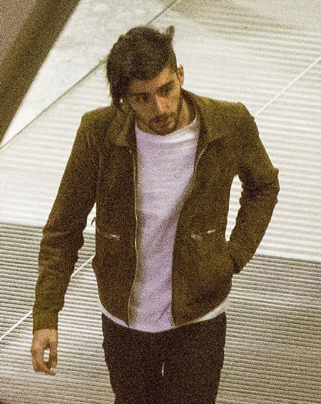 Tại sao Zayn Malik rời khỏi nhóm One Direction?
