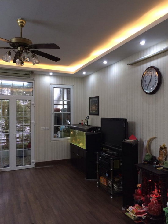 Soi độ giàu sụ của cặp vợ chồng Tuấn Hưng – Hương baby - ảnh 1 Hình ảnh Soi độ giàu sụ của cặp vợ chồng Tuấn Hưng – Hương baby số 1