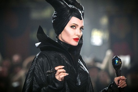 “Maleficent” (Tiên hắc ám) thành công nhờ một phần công lớn của Angelina Jolie.