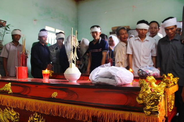 Trong đó, có hai vợ chồng anh Cao Xuân Hùng ở Thượng Trưng, Vĩnh Tường, Vĩnh Phúc