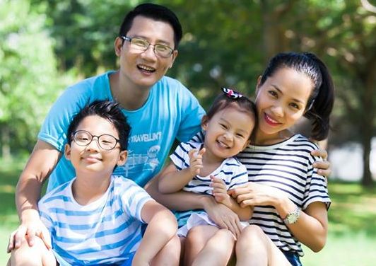 Vợ Hoàng Bách Vợ Hoàng Bách
