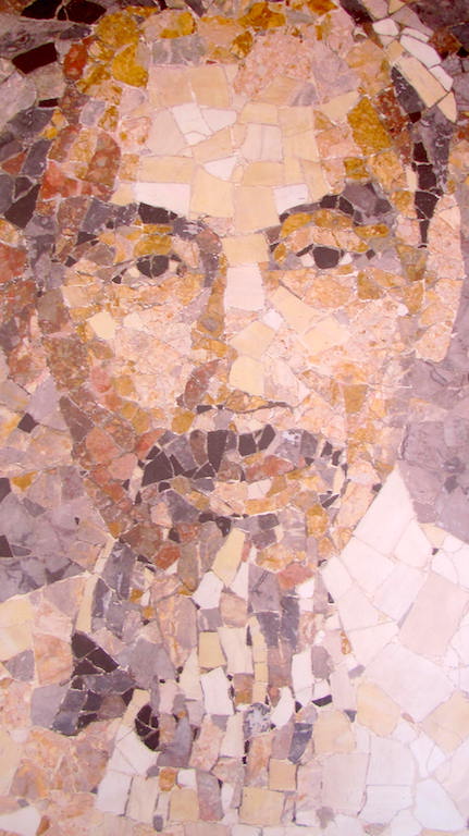 Bác Hồ (ảnh ghép đá, của Lê Thị Kim Thạch).