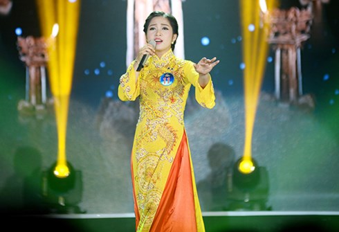 cạnh tranh khốc liệt trong đêm chung kết sao mai dòng nhạc dân gian hình 7 canh tranh khoc liet trong dem chung ket sao mai dong nhac dan gian hinh 7
