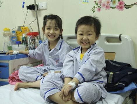 Các cháu bệnh nhân nhi điều trị tại Khoa bệnh máu trẻ em của Viện