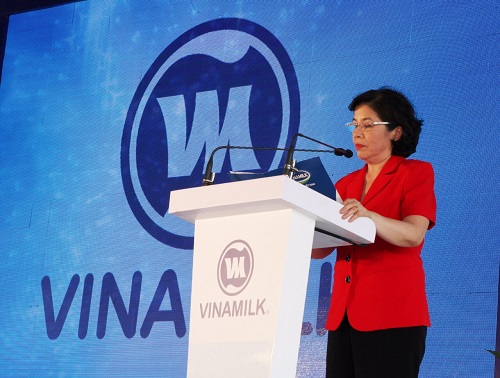 Bà Mai Kiều Liên - Tổng Giám đốc Vinamilk phát biểu về ý nghĩa của việc Vinamilk đầu tư xây dựng tổ hợp trang trại bò sữa công nghệ cao tại Thanh Hóa. Ảnh: Xuân Phú