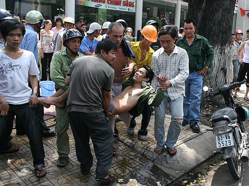 Theo Luật BHYT mới, người bị tai nạn lao động cũng được BHYT thanh toán chi phí khám chữa bệnh                  Ảnh minh họa