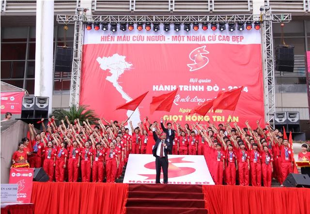 Viện Huyết học - Truyền máu Trung ương quyết tâm làm nên thành công Hành trình Đỏ 2015.