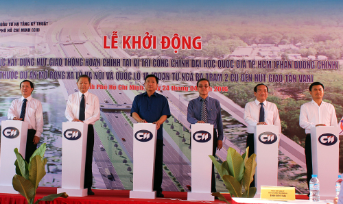 khoi-cong-nut-giao-8-lan-xe-o-cua-ngo-tp-hcm