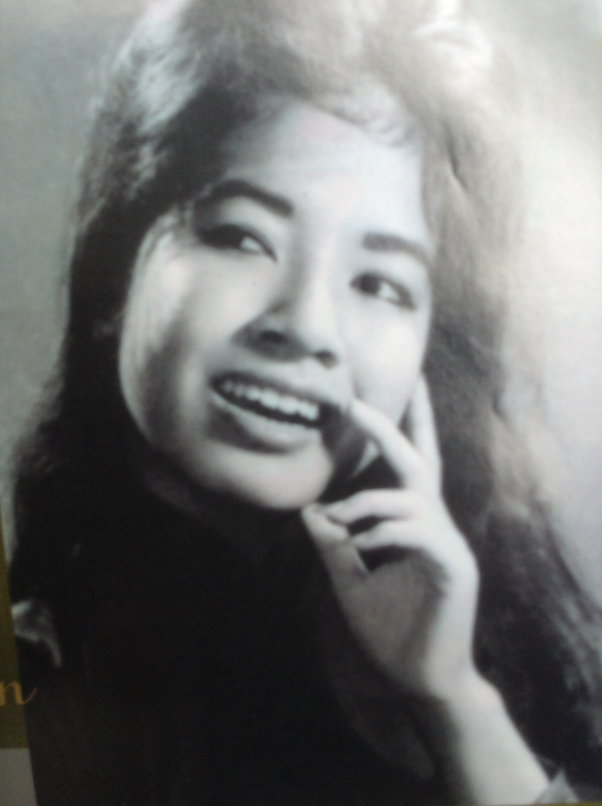 Vẻ đẹp phụ nữ Việt qua những bức ảnh đen trắng