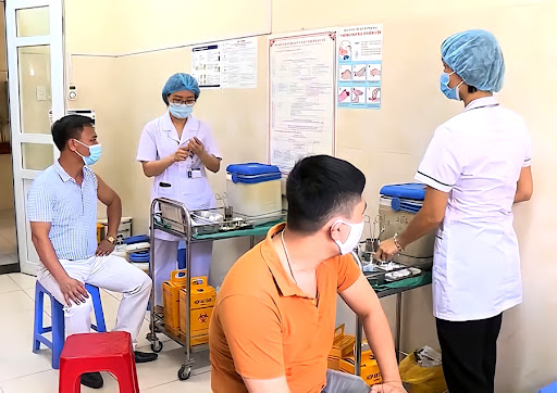 Hà Giang: Hơn 60 nghìn người đã được tiêm đủ 2 mũi vaccine COVID-19 - Ảnh 1.