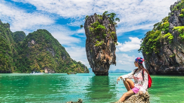 Thí điểm mở cửa Phú Quốc: Bài học từ mô hình 'Hộp cát Phuket' - Ảnh 2.