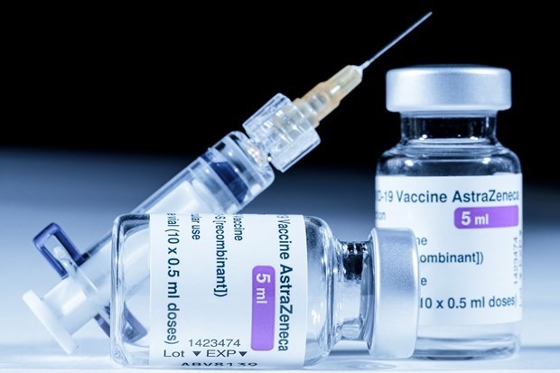 Đồng ý mua thêm vaccine phòng COVID-19 do AstraZeneca sản xuất của Chính phủ Hungary - Ảnh 2.