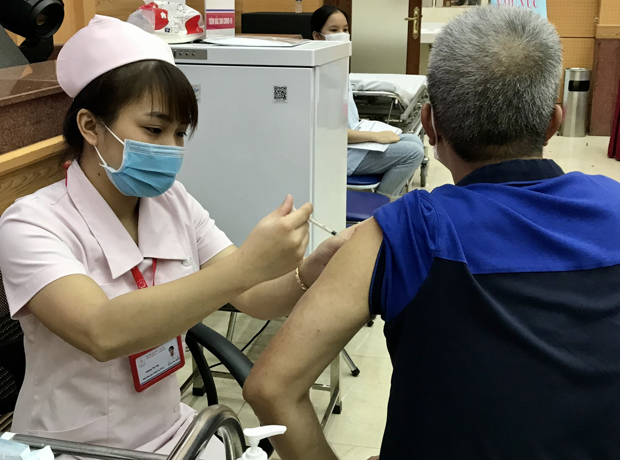 Trưa 7/10: Tây Ninh thêm 93 F0; Gần 69% người dân TP HCM tiêm đủ 2 mũi vaccine COVID-19 - Ảnh 1.