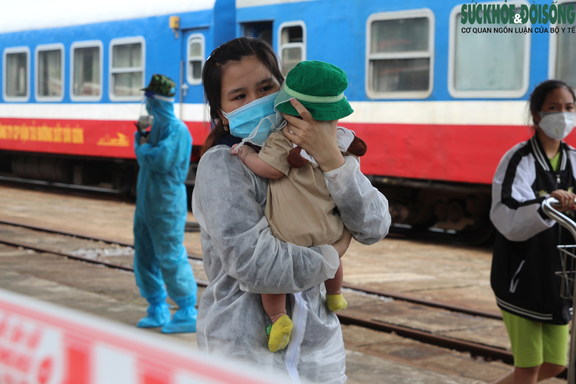 Sau hành trình dài, những công dân Quảng Bình xa xứ đã trở về quê hương trên chuyến tàu nghĩa tình  - Ảnh 11.