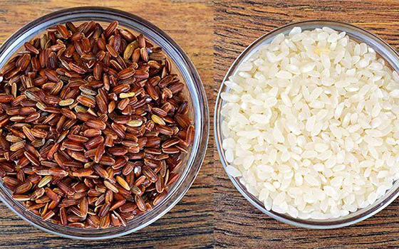 Có nên ăn gạo lứt thay gạo trắng?