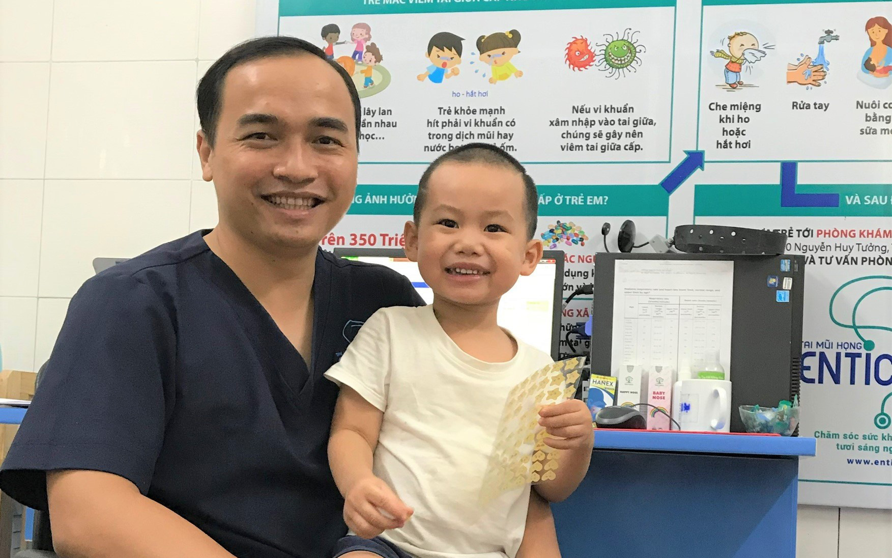ThS. Bác sĩ Nguyễn Xuân Đạt: Chữa bệnh bằng tình yêu thương