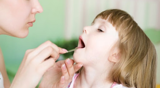 Viêm mũi họng cấp thường gặp vào mùa lạnh, khi thời tiết thay đổi