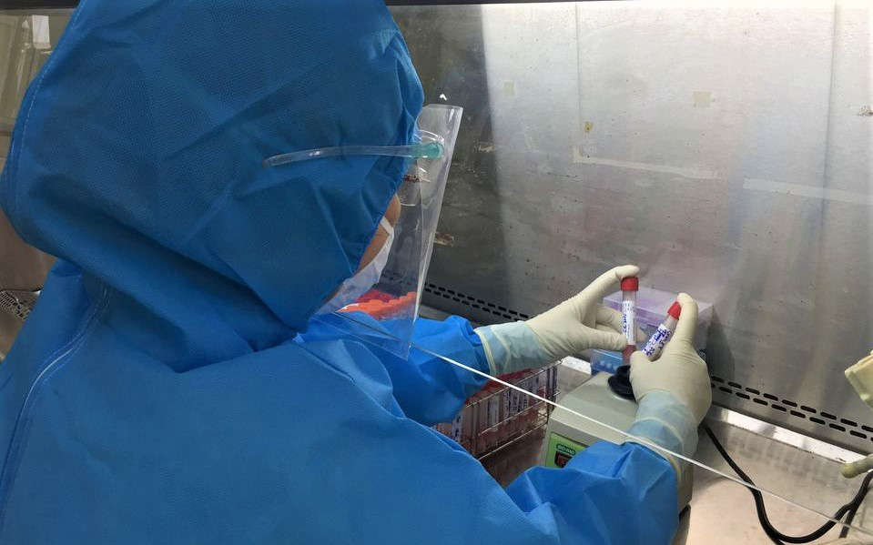 Thái Bình huy động hàng trăm sinh viên y khoa tham gia lấy mẫu xét nghiệm SARS-CoV-2