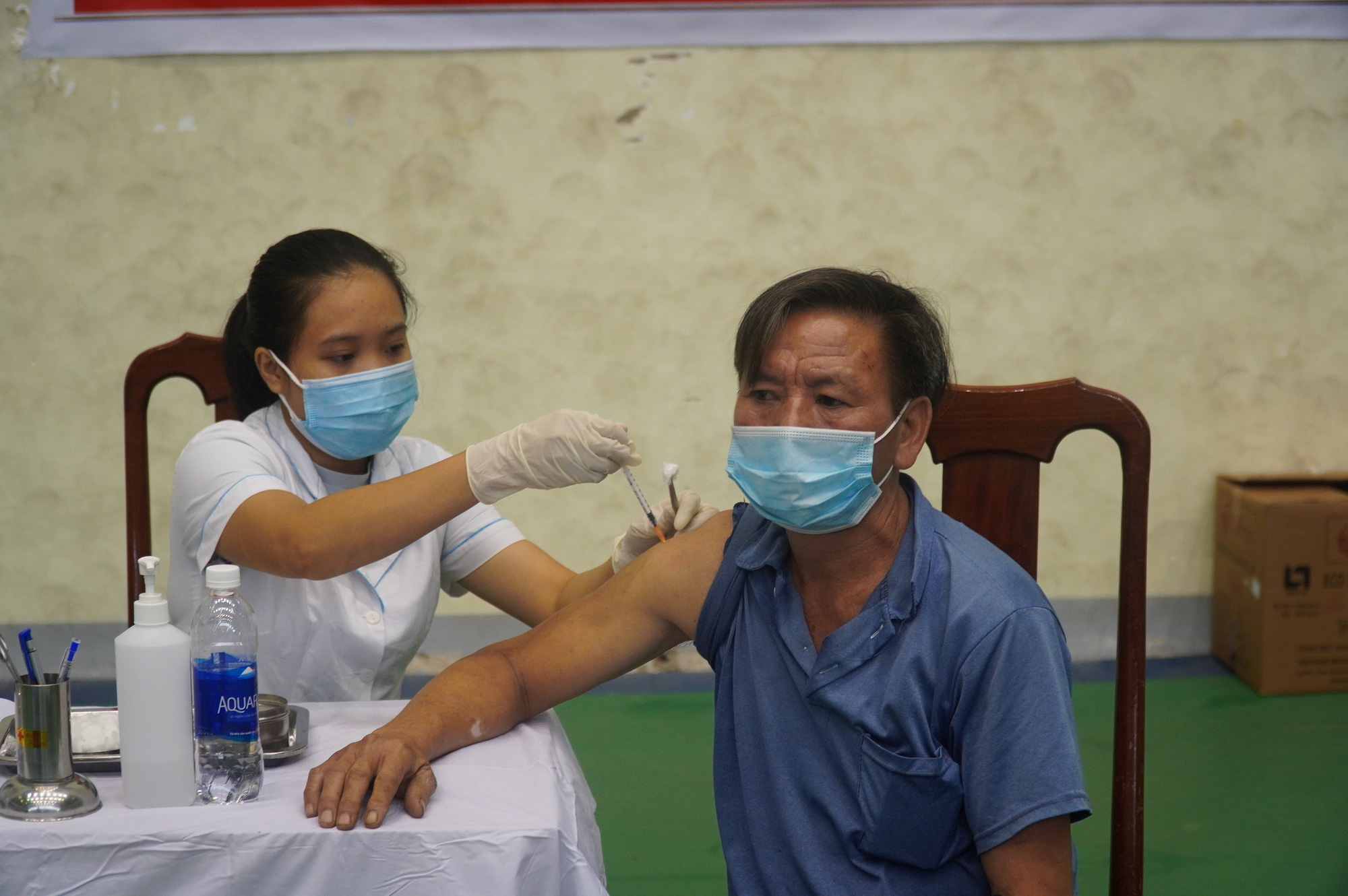 Quảng Bình ghi nhận thêm 26 ca mới, tăng tốc độ tiêm chủng vaccine phòng COVID-19 - Ảnh 2.