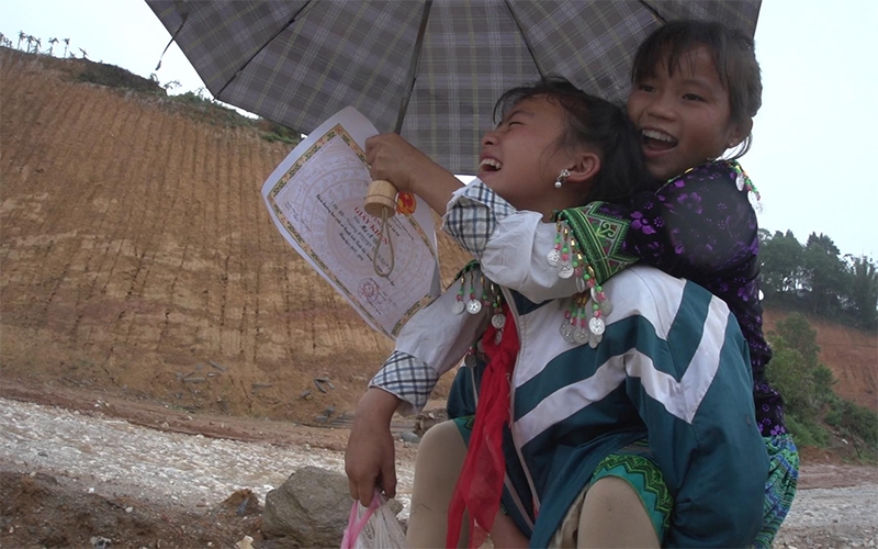 Phim tài liệu về cuộc sống hằng ngày ở Việt Nam