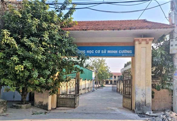 Phát hiện học sinh là F0, hai trường ở Hà Nội dừng học trực tiếp - Ảnh 2.