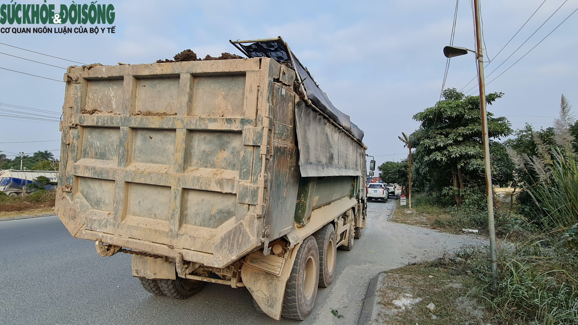 Ngăn chặn xe quá tải, quá khổ tại tỉnh có nhiều nhà máy xi măng - Ảnh 4.