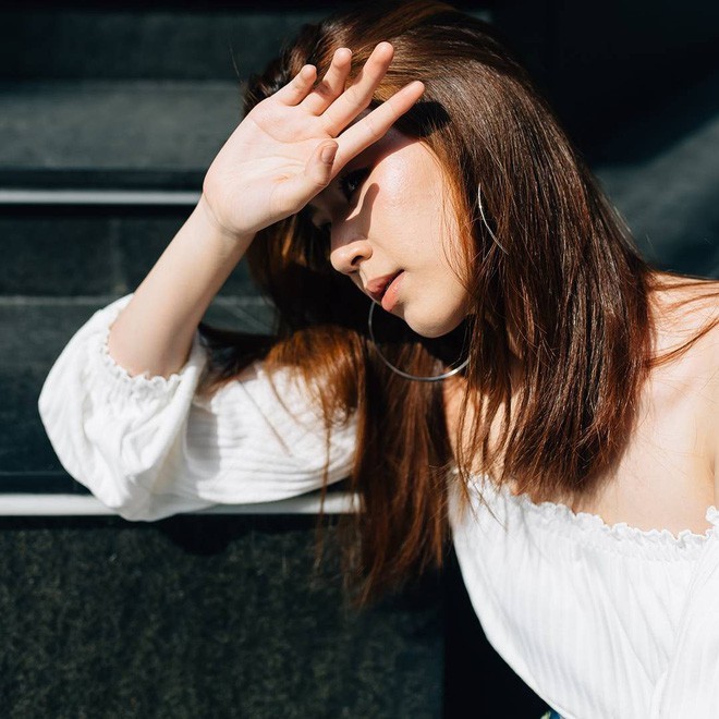 Tóc bạc sớm ở người trẻ, hệ lụy từ thói quen thường ngày ít ai ngờ - Ảnh 6. Tóc bạc sớm ở người trẻ, hệ lụy từ thói quen thường ngày ít ai ngờ - Ảnh 6.