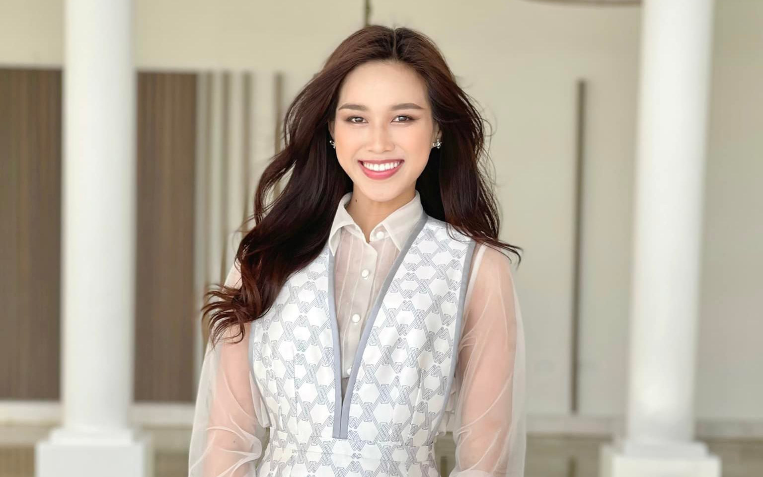 Hoa hậu Đỗ Thị Hà những ngày trên đất Mỹ, khi Miss World 2021 tạm hoãn