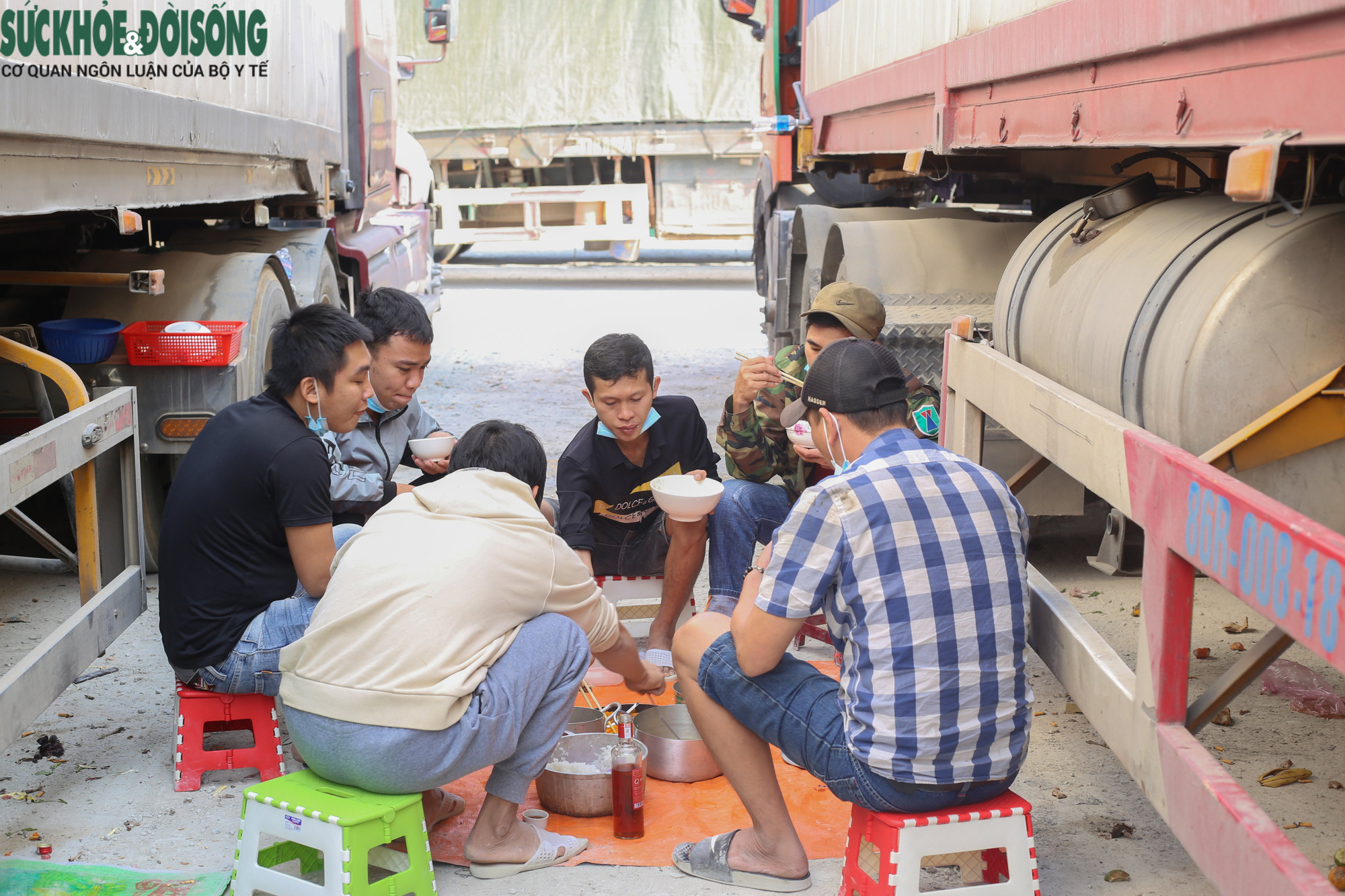 Vì sao không xuất hàng qua đường sắt để ‘giải phóng’ 4.000 container đang ùn ứ tại cửa khẩu? - Ảnh 6.