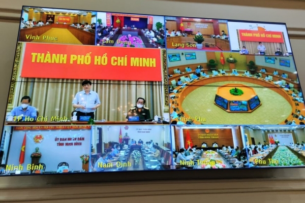 Bộ trưởng Bộ Y tế: Các địa phương phải nâng mức chống dịch COVID-19 lên rất cao, thiết lập ngay khu điều trị hồi sức