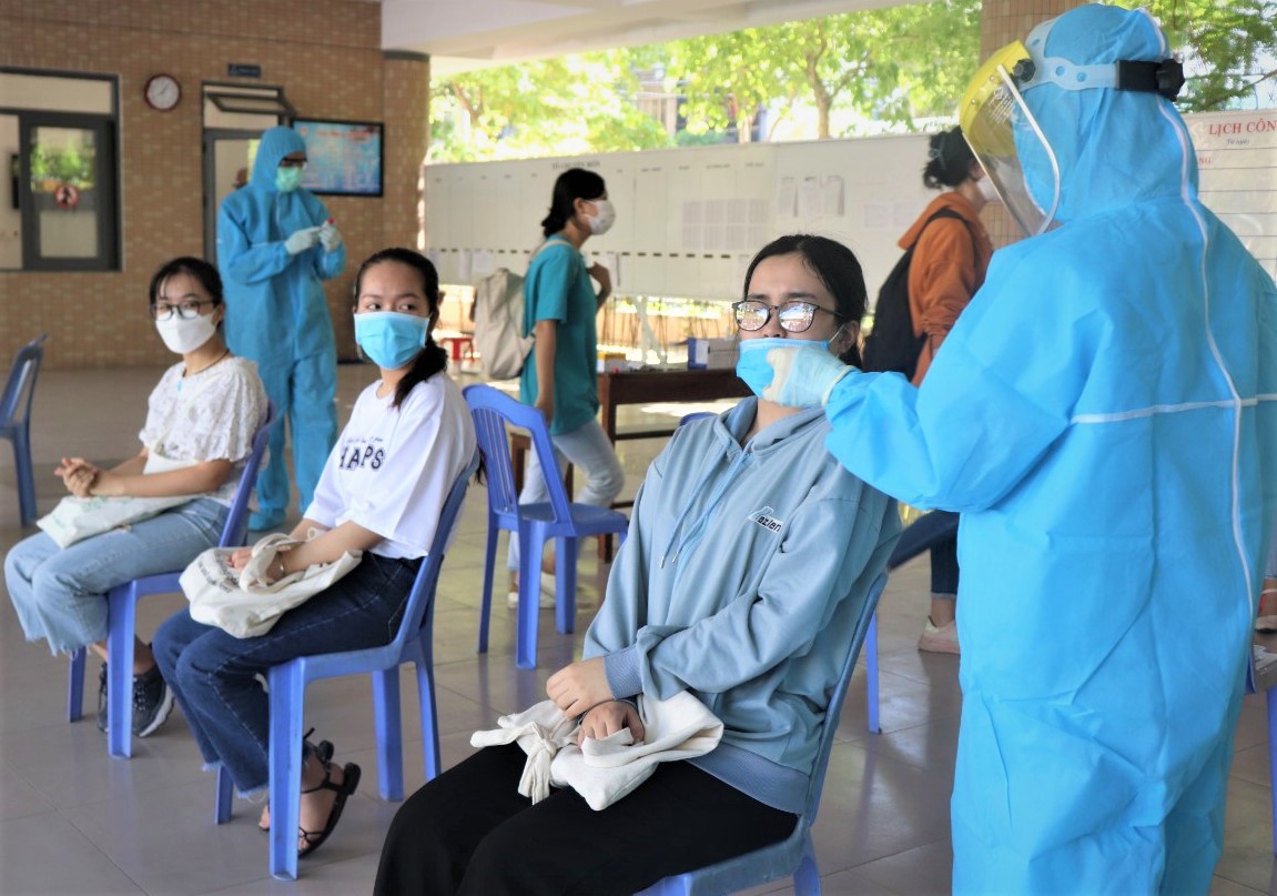 Diễn biến dịch ngày 5/7: Tập trung cao nhất cho chống dịch COVID -19 cho TP. HCM  - Ảnh 3.